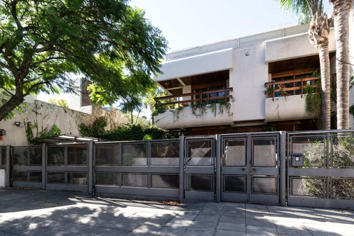 Imagen 2 de 30 de Casa 8 Amb C/dep. En Villa Devoto. Pileta/cocheras