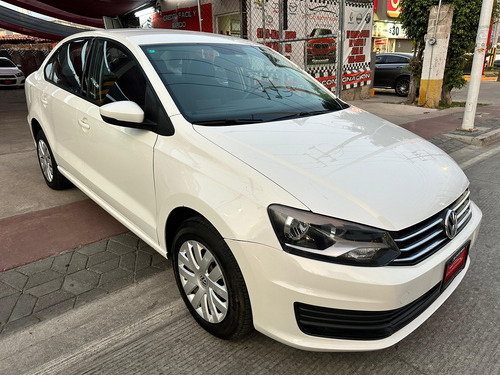 Volkswagen Vento 1.6 Starline At