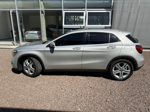 Mercedes-Benz Clase GLA 1.6 Gla200 Urban 156cv