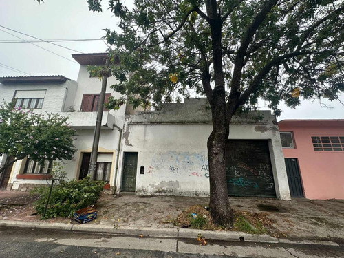 Venta Galpón 368m2 A Metros Av. Colón Y San Juan