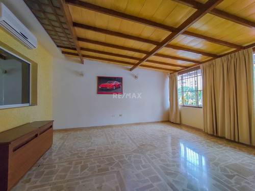 Imagen 14 de 23 de Exclusiva Casa Con Piso De Mármol En La Trigaleña, Daniela J.