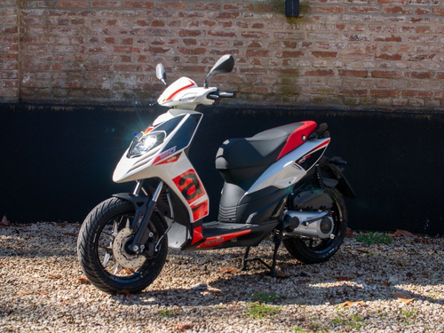 Imagen 3 de 13 de Scooter Aprilia Sr 160 Inyeccion Abs 0 Km
