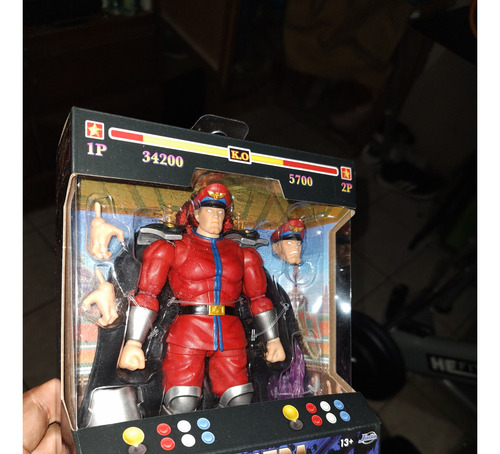 M Bison Street Fighter Jada Toys (Usado)