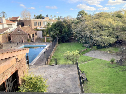 Venta Casa Con Renta Carrasco 4 Dormitorios Jardin Piscina Destino Vivienda Oficina Desarrollo Comer