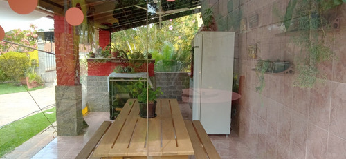 Imagem 5 de 14 de Excelente Casa No Centro Da Cidade, Com Piscina, Salão