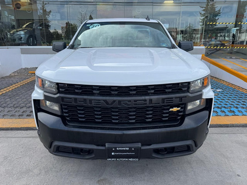 Chevrolet Silverado 4.3 V6 1500 WT Cabina Regular 4x2 At