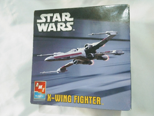 X-wing Fighter Para Armar Amt Caja Abierta