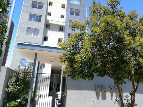 Metro Ciudad Del Niño, Vargas Buston 770