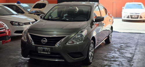 Nissan Versa 1.6 Sense