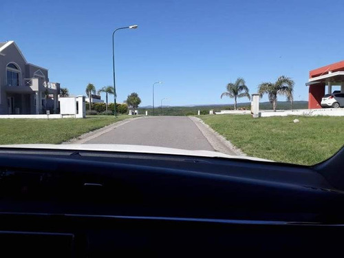 La Arbolada Vistas Panorámicas Todos Los Servicios Escritura
