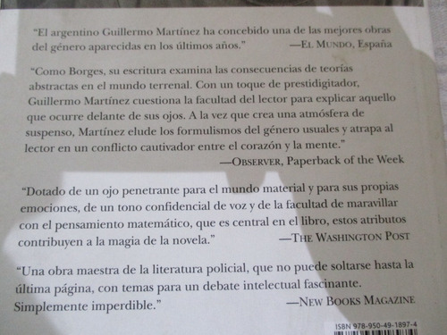 Imagen 5 de 5 de Guillermo Martínez - Crímenes Imperceptibles - Planeta