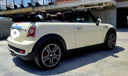 Mini Cooper Convertible Hot Chilli S