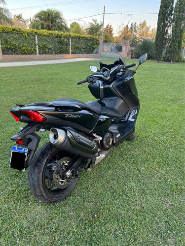 Imagen 2 de 8 de Yamaha T-max
