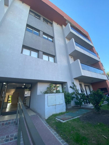Vendo Departamento - Casonas De Manantiales - Un Dormitorio - Cochera - Xmxa