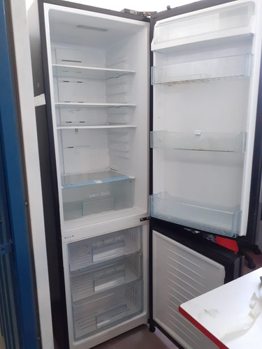 Refrigerador Daewoo Rf-400 V Bello,puerta Espejo Color Vino