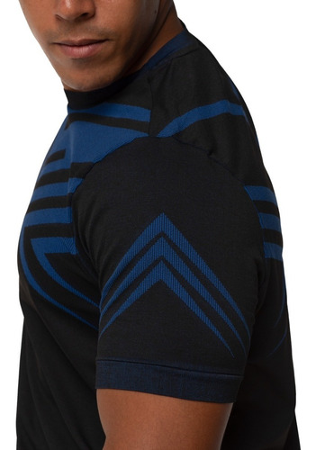 Imagem 4 de 4 de Camisa Lines Sem Costura - Cápsula