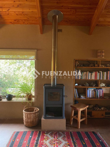 Casa En Venta De 2 Dorm. 2 Baños, Fundo Loreto En La Serena