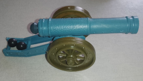 Juguete Antiguo Cañon Plástico Con Ruedas Y 2 Balas, Dispara (Usado)