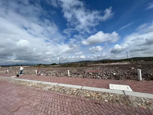Terreno En Venta En Cd. Maderas Corregidora (bugambilia 56) - foto 1