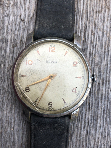 Reloj Unver , Hombre 17 Jewels, Swiss Made, No Funciona.