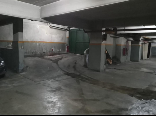 Imagen 2 de 3 de Cochera Muy Bajos Gastos - San Telmo
