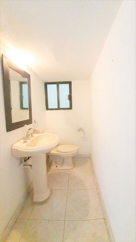 Casa En Venta En Los Pirules, Tlalnepantla De Baz
