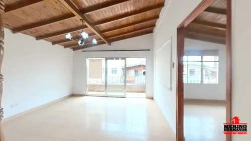Casa En Arriendo En Itagüí - La Gloria