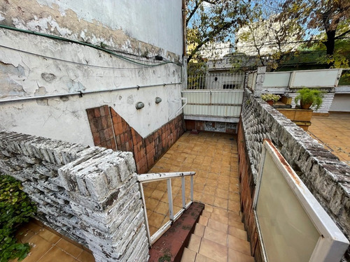 Imagen 25 de 29 de Casa 4 Dormitorios En Planta Baja, Almagro, Cochera, Patio, Terraza Con Parrilla. A Metros De Av. Córdoba