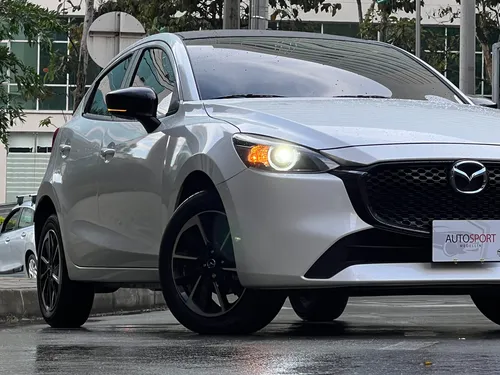 Mazda 2 Grand Touring 2.0 Carbon Edition