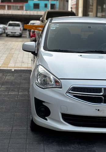 Dodge Attitude 1.2 Se At