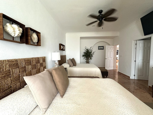 Departamento En Venta En Cancún En Residencial Del Mar Con Alberca Privada: