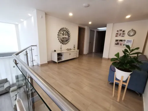 Casa En Venta En San Remo. Cod V12622