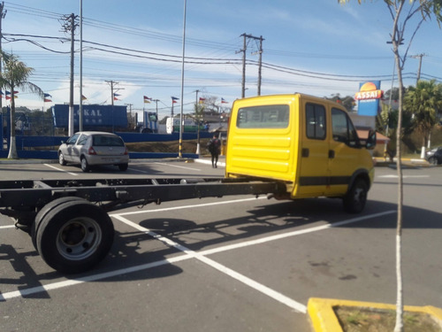 Imagem 4 de 6 de Iveco Dayly 70c17