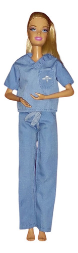 Barbie Doctora Bata Azul Movimiento Mecer Brazos 1999 (Usado)