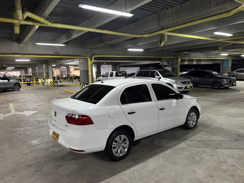 Volkswagen Voyage 1.6 Trendline