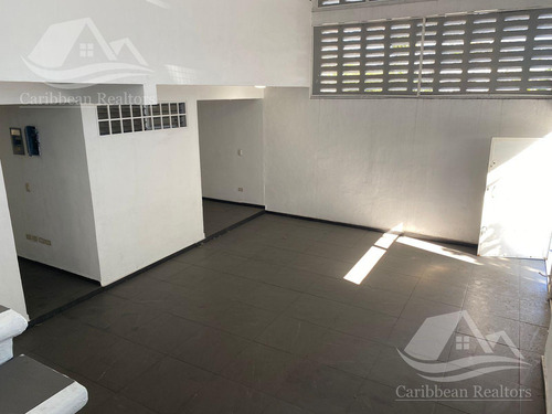 Edificio Comercial En Renta Region 99 Ggz2079