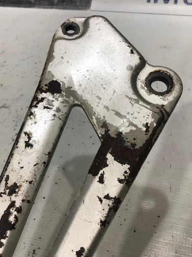 Bacalhau Esquerdo Suporte Da Pedaleira Ybr Factor 125 02- 12 (Usado)
