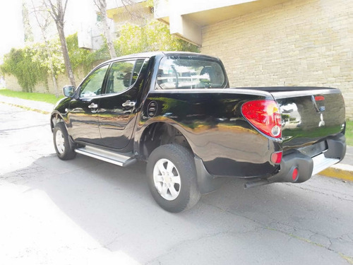 Imagen 9 de 15 de Mitsubishi L200 2012 2.5 Di-d Cabina Doble 4x4 Mt