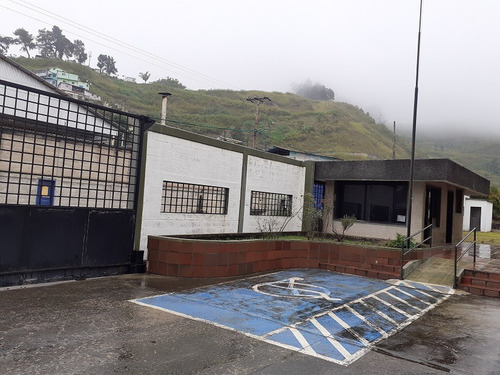 Edificio Dos Niveles En Zona Industrial Los Tres Puentes, El Tambor, Los Teques, Excelente Accesibilidad