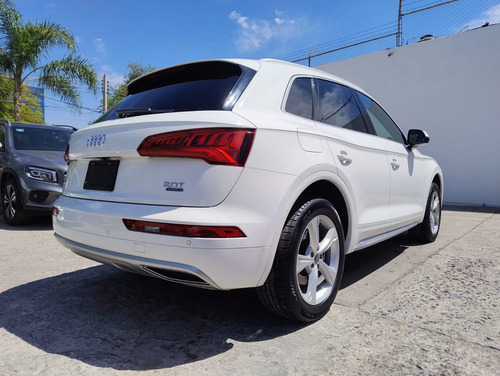 Audi Q5 2.0 L T Elite Dsg