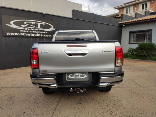 Toyota Hilux 2.8 SR 4X4 CD 16V DIESEL 4P AUTOMÁTICO