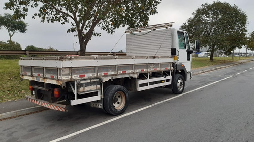 Imagem 8 de 14 de Ford Cargo 816 Ano 2017 3/4 Caminhão Impecável