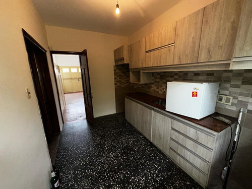 Casa De Dos Dormitorios En Barrio Olimpico Minas. Excelente Ubicación