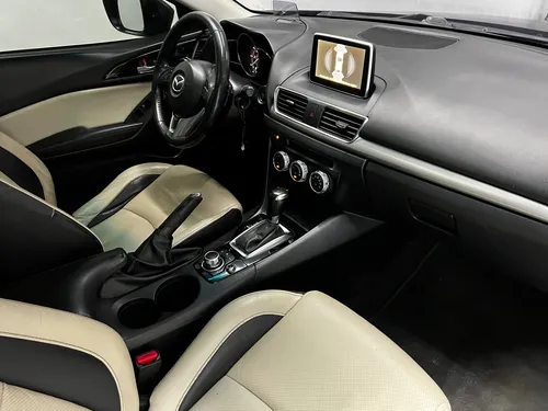Mazda 3 2.0 Grand Touring