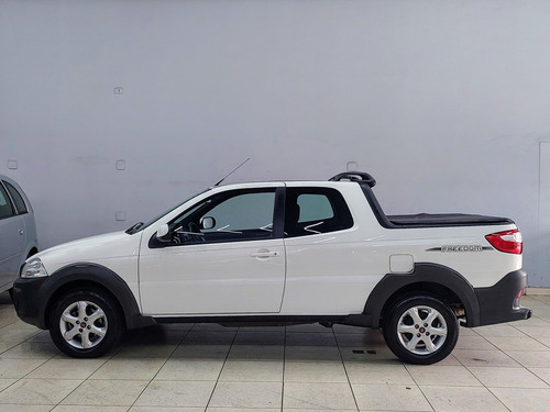Fiat Strada 1.4 MPI FREEDOM CD 8V FLEX 3P MANUAL