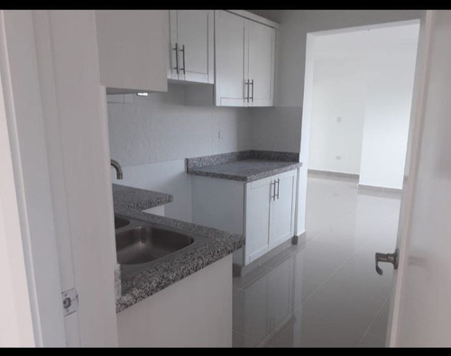 Hermos Y Amplio Alquiler Apartamento En Los Cerros De Gurabo