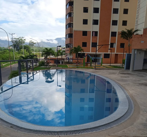 C-4617 En Venta Apartamento En Urb Mañongo Naguanagua Res. Valle Arriba 