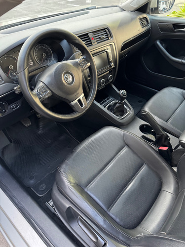 Volkswagen Vento 2.5 Luxury 170cv