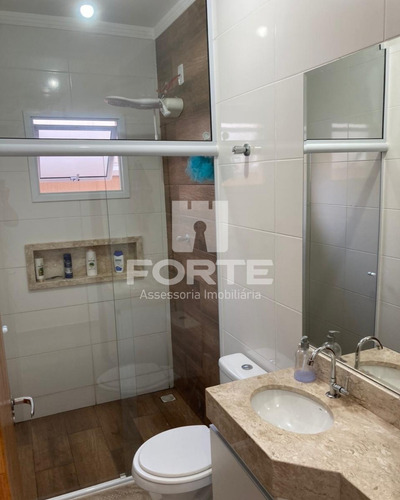 Imagem 10 de 21 de Casa Plana Em Ótimo Bairro, Bem Construida , Toda Em Porcelanato, Fino Acabamento. Imobiliárias De Mogi Das Cruzes. - Ca00201 - 69860576