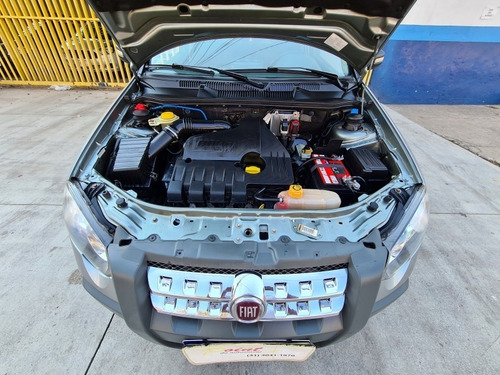 Imagem 14 de 14 de Fiat Strada Cab. Est. Strada Adventure 1.8/ 1.8 Locker Flex